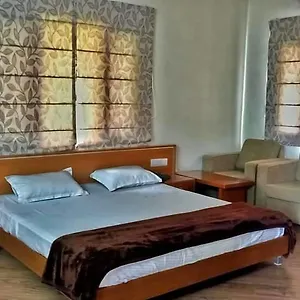 https://nature-lovers-farm.top-gurgaonhotels.com